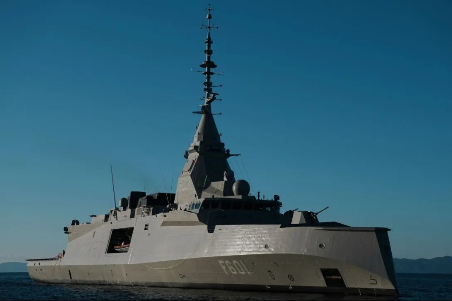 Δύο φρεγάτες και F16 στέλνει η Ελλάδα στην Κύπρο - Η απόφαση ελήφθη έπειτα από τηλεφωνική επικοινωνία που είχαν λίγο πριν το μεσημέρι ο πρωθυπουργός με τον πρόεδρο της Κύπρου