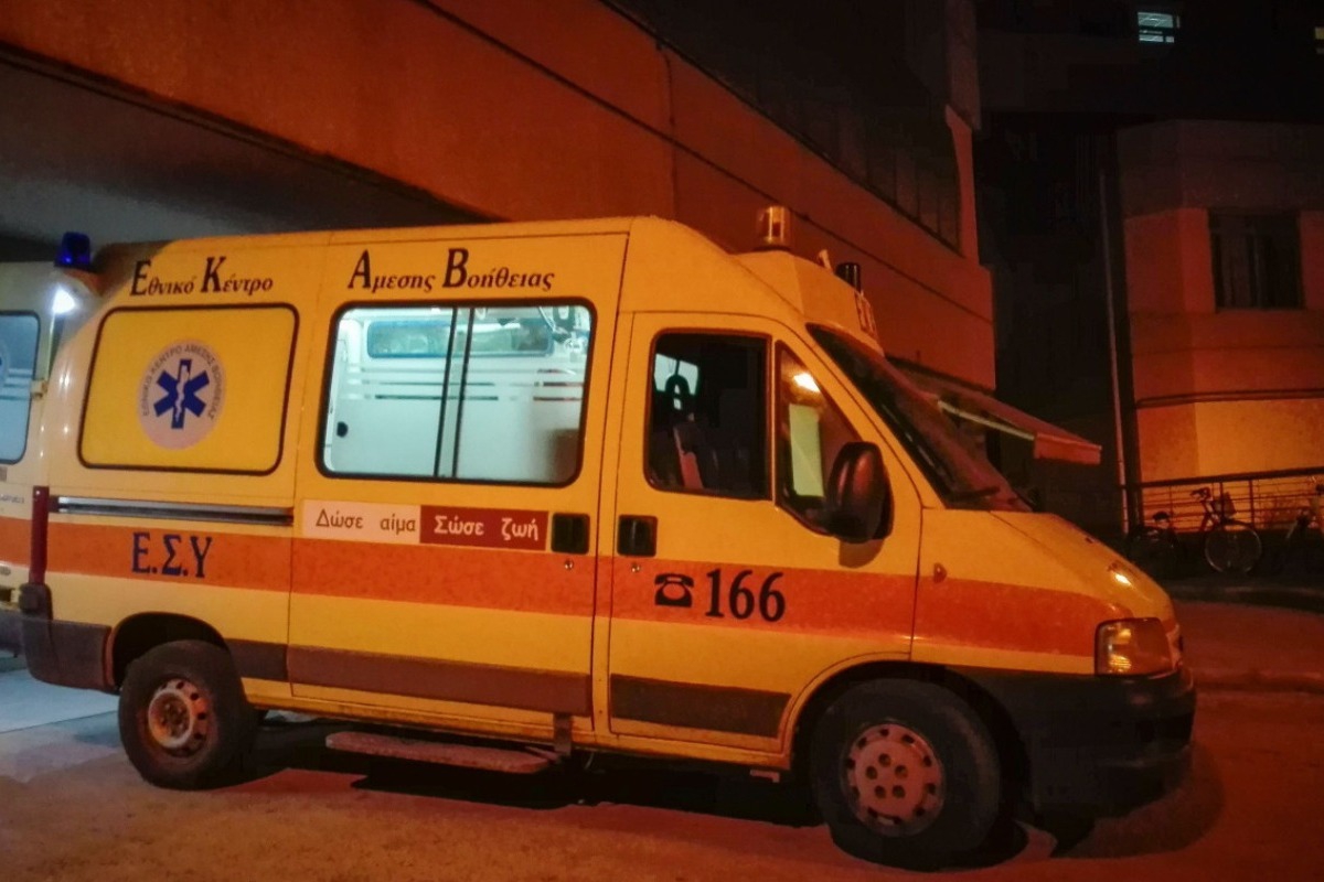 Θρίλερ στα Χανιά: Εντοπίστηκε σορός σε προχωρημένη σήψη - Αμεσε στο σημείο κλήθηκε η ΕΛΑΣ, ενώ η σορός μεταφέρθηκε με ασθενοφόρο του ΕΚΑΒ στο Γενικό Νοσοκομείο της πόλης