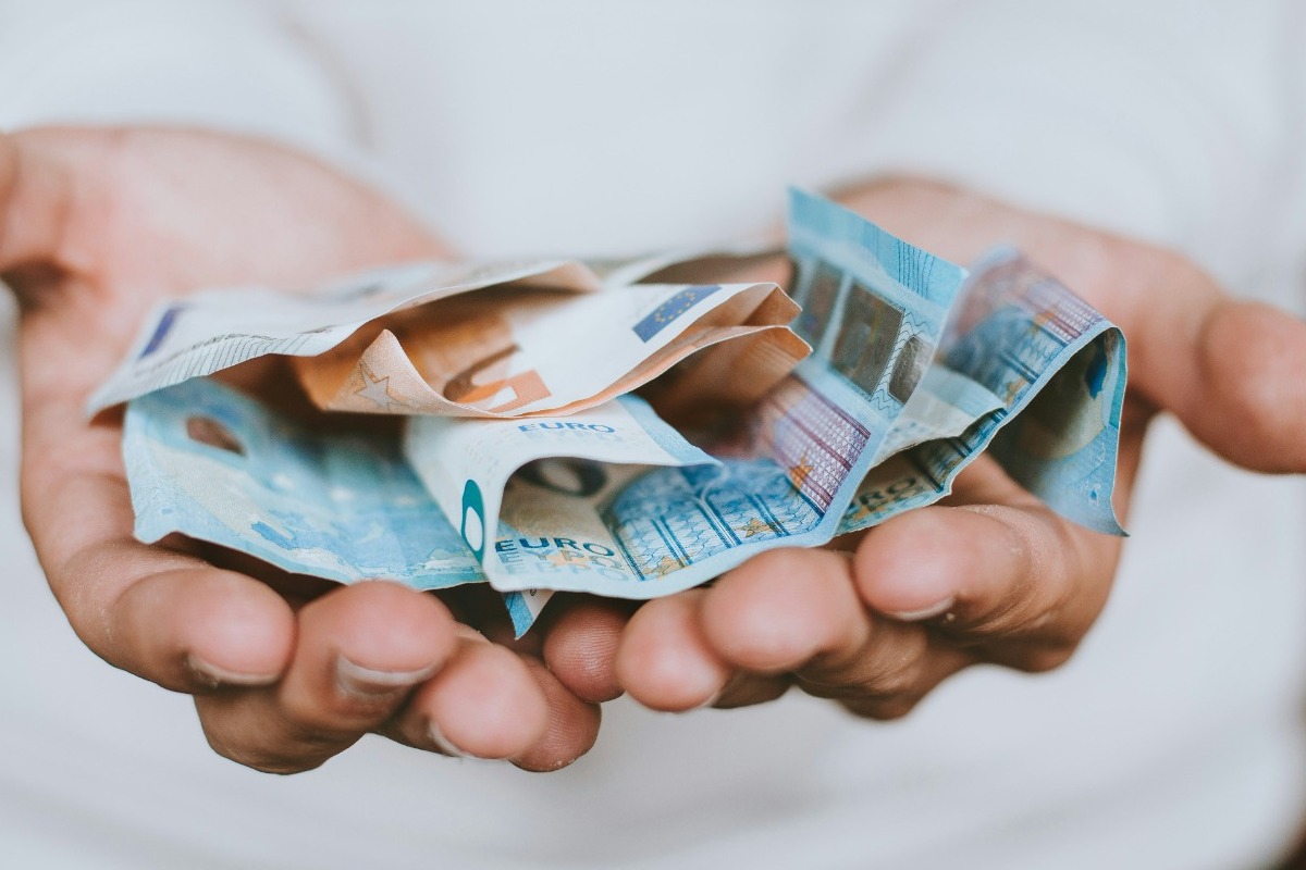 Χάνεις χρήματα αν δεν το κάνεις! 27.000 δεν δήλωσαν ΙΒΑΝ για την επιστροφή ενοικίου - Πιστώθηκαν κατά μέσο όρο 203 ευρώ σε κάθε δικαιούχο