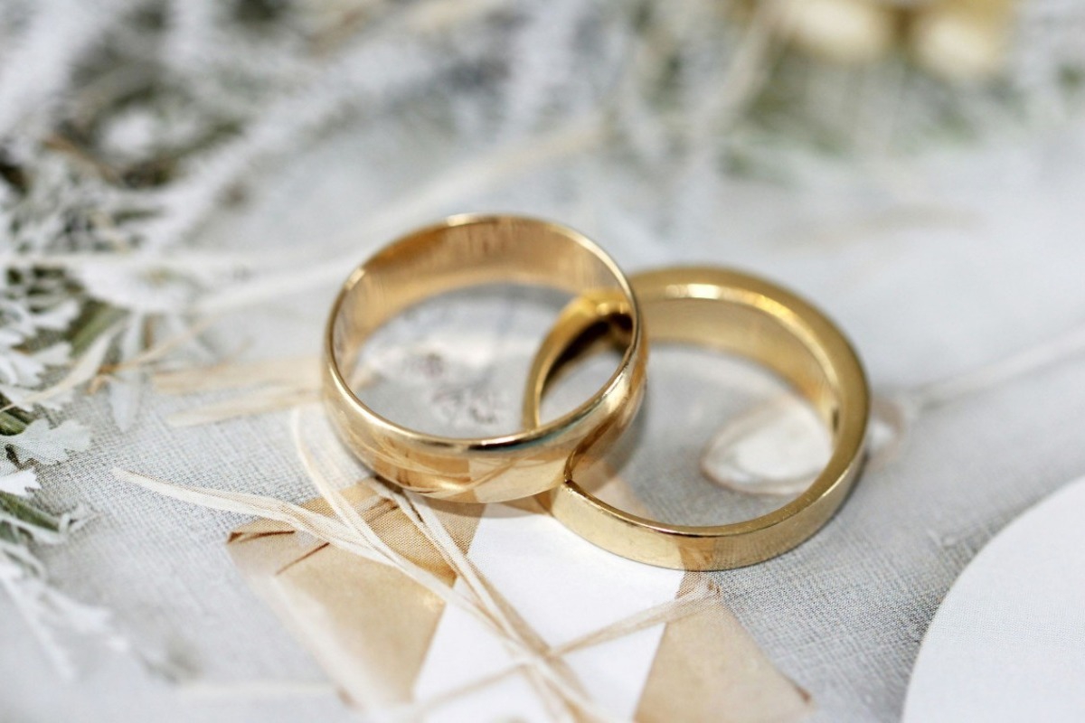 Σκηνές τρόμου σε γαμήλιο γλέντι στο Μενίδι: Ξυλοκόπησαν καλεσμένο και τον έσυραν στην πίστα - Σοκαριστικό βίντεο - Το θύμα νοσηλεύεται με κρίσιμη κατάσταση λόγω κρανιοεγκεφαλικών τραυματισμών, και οι Αρχές διερευνούν την υπόθεση με πιθανή εμπλο