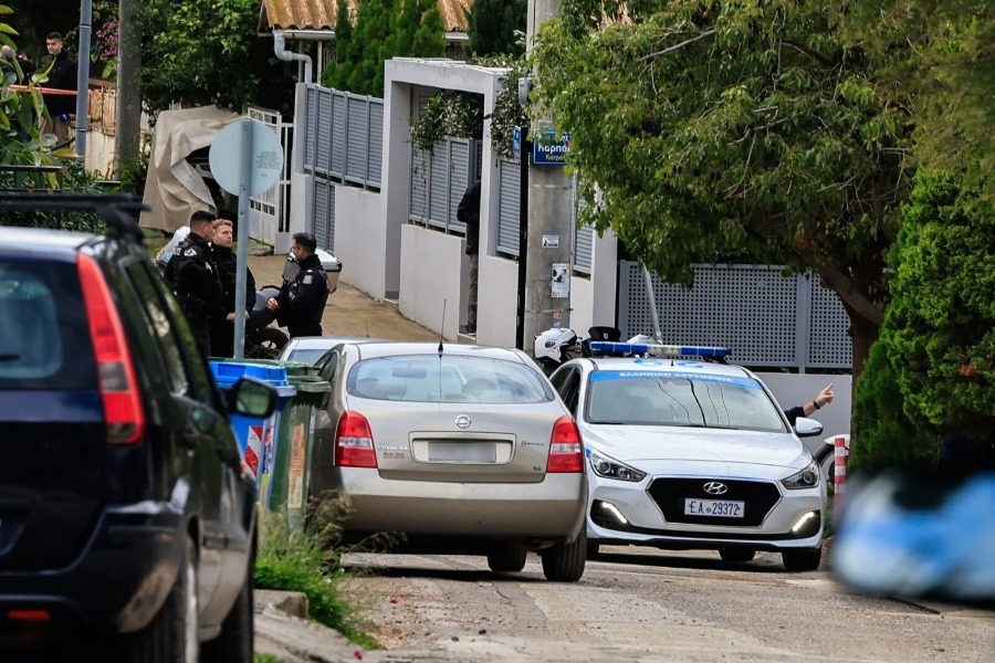 Γλυφάδα: Στη φυλακή ο 46χρονος που δολοφόνησε τον πατέρα του - Απολογήθηκε χωρίς δικηγόρο