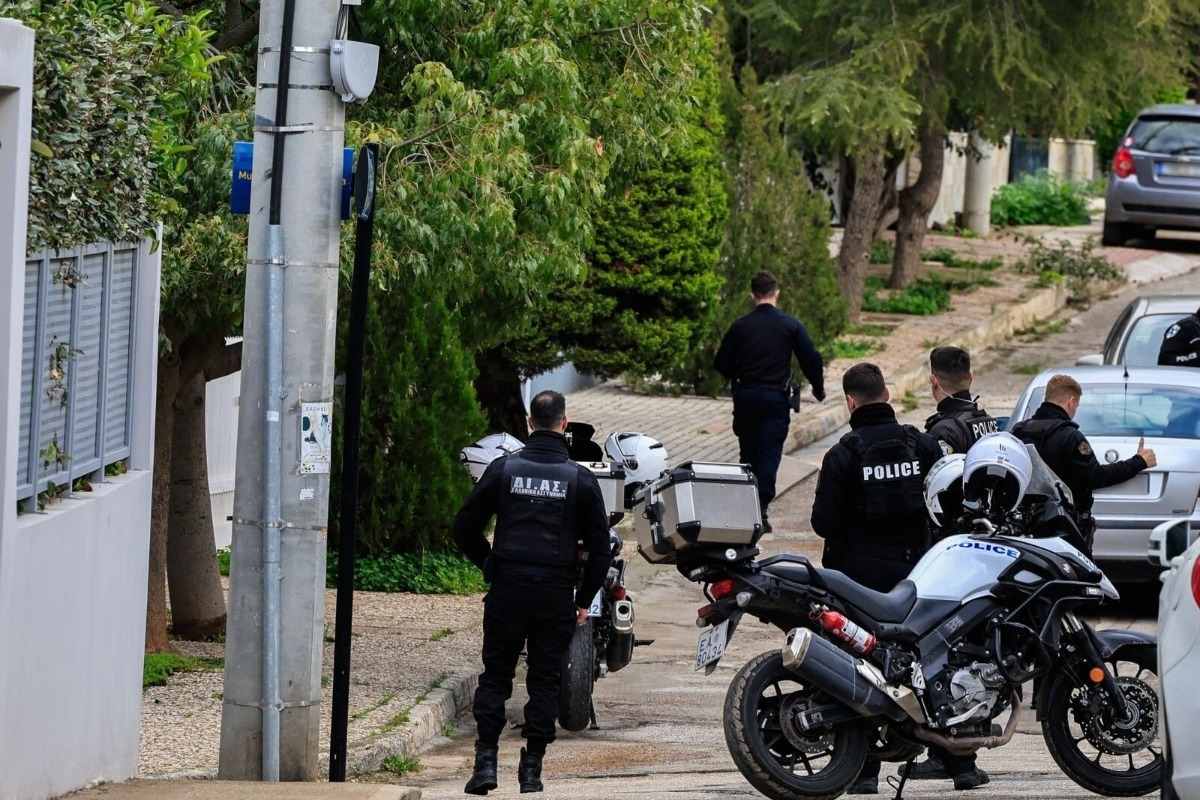 Πώς έγινε η πατρoκτovία στη Γλυφάδα: Η ανακοίνωση της ΕΛΑΣ