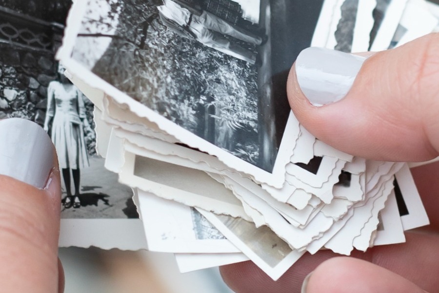 Έβγαλαν το παιδί τους φωτογραφία μέσα σε ένα βουνό από σκόνη. Ήταν η τελευταία του.