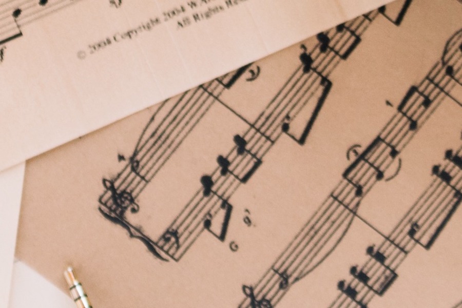 1200 μαθητές ερμήνευσαν Μάνο Χατζηδάκι στην πλατεία της Ξάνθης