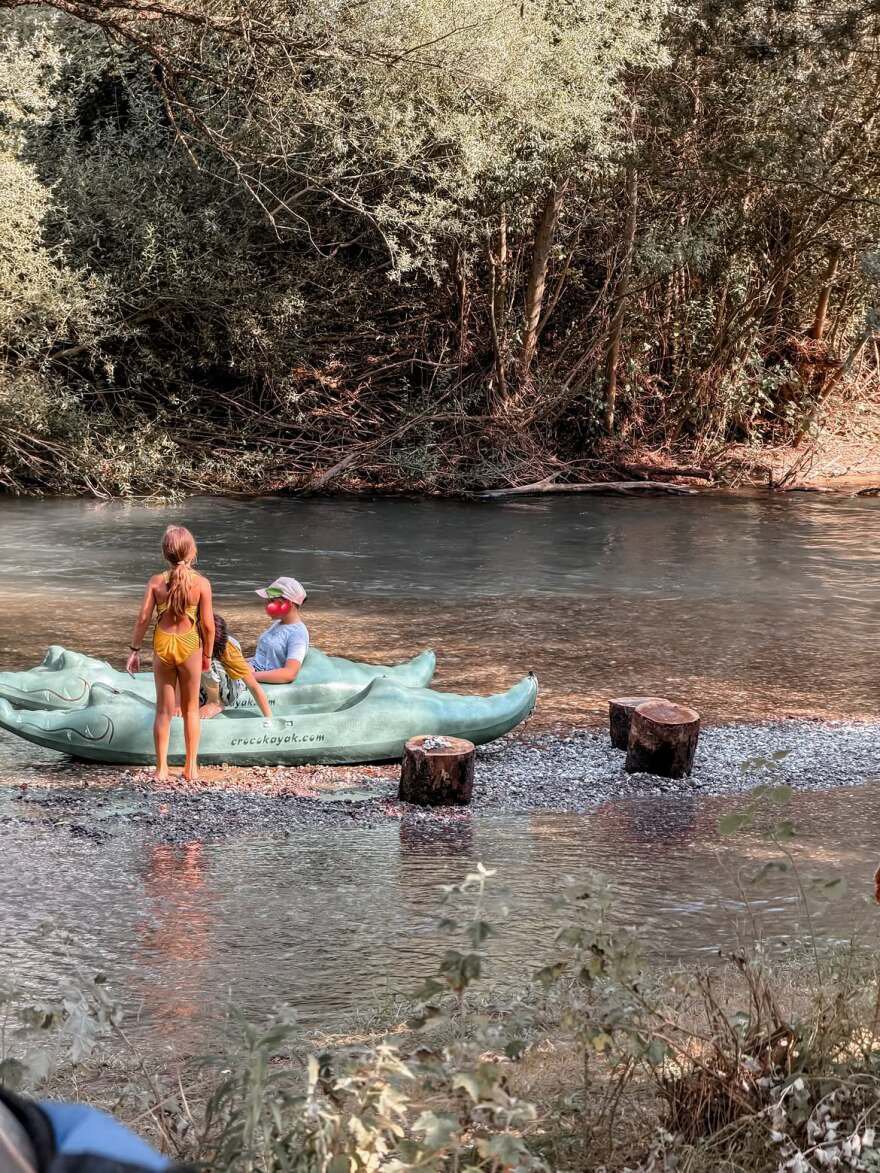 Η Πηνελόπη Πλάκα έκανε ράφτινγκ στον ποταμό Λάδωνα, δείτε φωτογραφίες