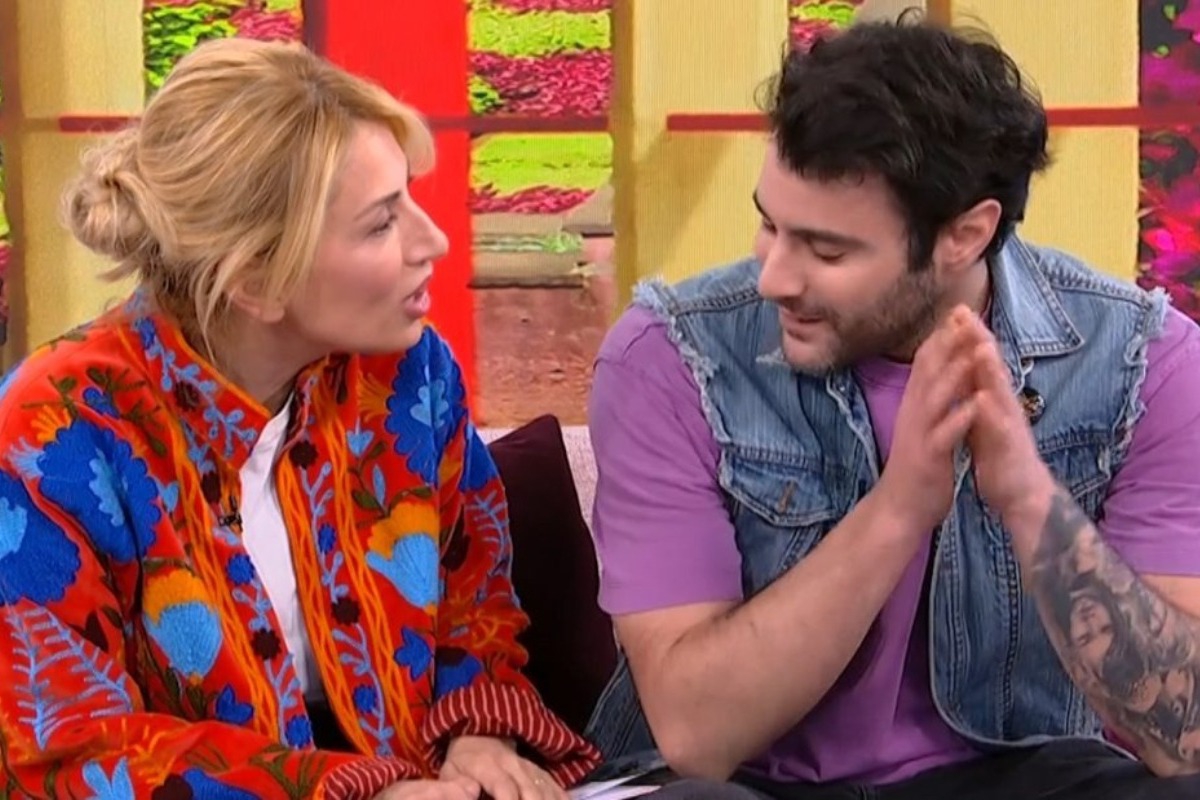 Μαρία Ηλιάκη: Η στιγμή που «πάγωσε» στον αέρα με την αποκάλυψη του Ίαν Στρατή