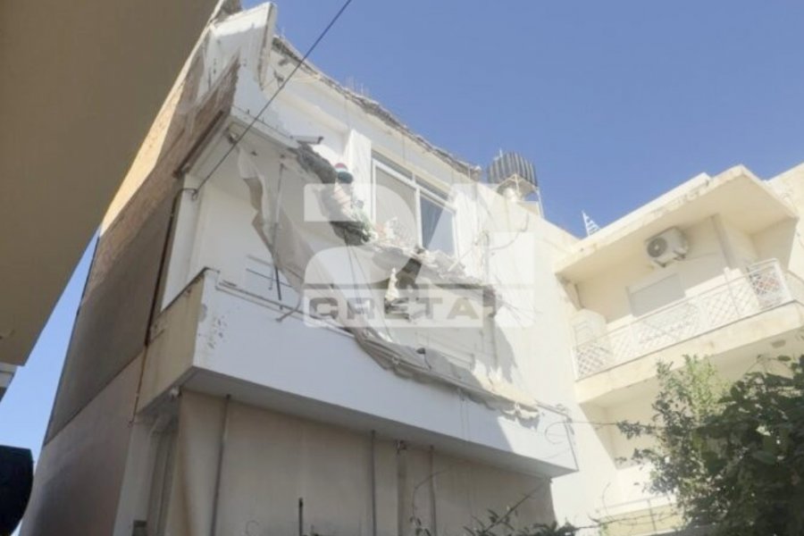 Ηράκλειο: Κατέρρευσαν ταράτσα και μπαλκόνι στις 2 τα ξημερώματα ‑ Τι απέτρεψε την τραγωδία
