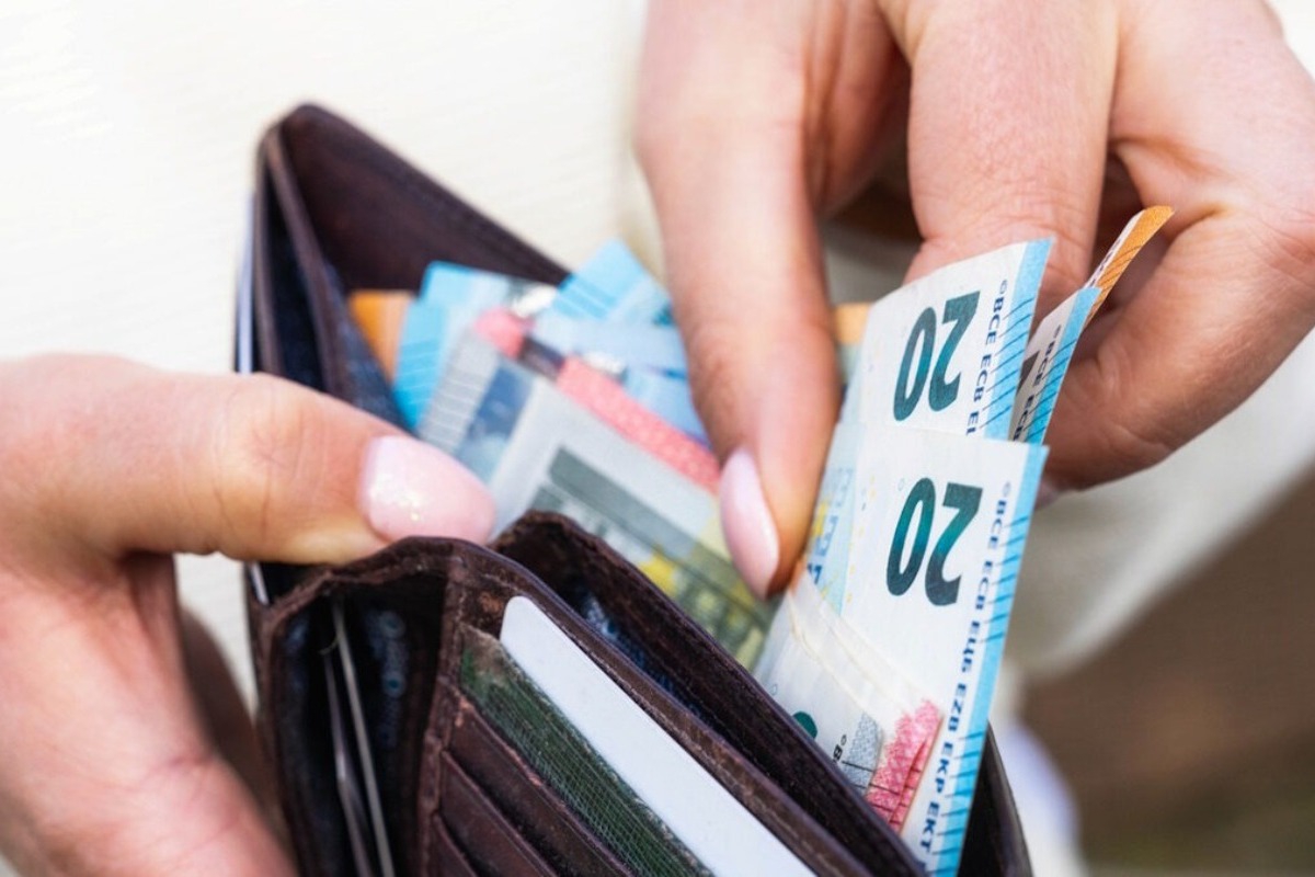 Συντάξεις και αναδρομικά: Κλείνει εκκρεμότητες ο e‑ΕΦΚΑ και πληρώνει 50.000 δικαιούχους