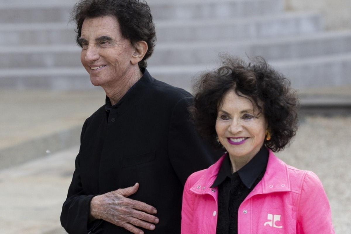 Υπό αστυνομική προστασία ο Ζακ Λανγκ και η σύζυγός του μετά από απειλές στα social media - Οι απειλές έρχονται μετά τις αποκαλύψεις για τις σχέσεις του πρώην υπουργού Πολιτισμού της Γαλλίας με τον Τζέφρι Επστάιν