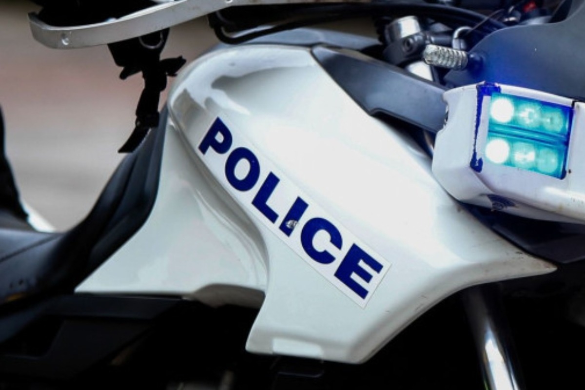 Θρίλερ στο Αίγιο: Νεκρός βρέθηκε 58χρονος Αμερικανός – Τι δείχνουν οι έρευνες της Αστυνομίας - Τα ακριβή αίτια του θανάτου αναμένεται να διευκρινιστούν μετά τη διενέργεια των προβλεπόμενων ιατροδικαστικών εξετάσεων