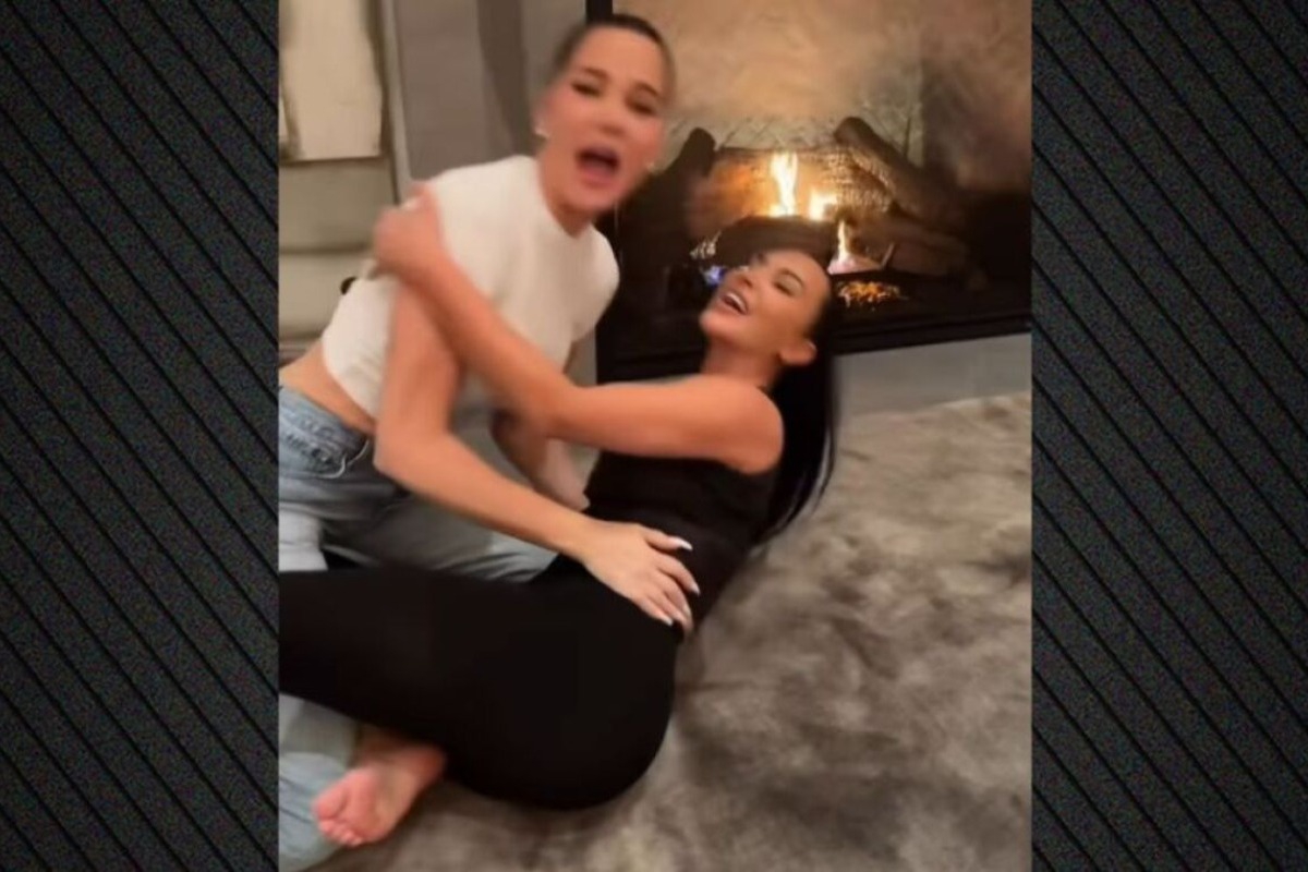 Η Κιμ Καρντάσιαν έκανε το «Titanic challenge» με τις αδερφές της