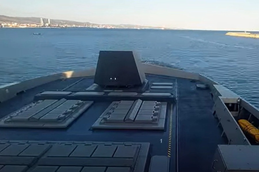 Εντυπωσιακό βίντεο από τον απόπλου της φρεγάτας Κίμων από Λιμένα Λεμεσού - Οι δυνατότητες της φρεγάτας «Κίμων»