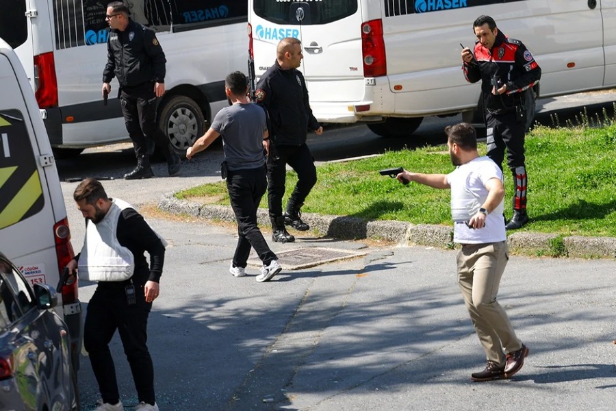 Πυροβολισμοί μπροστά από το ισραηλινό προξενείο στην Κωνσταντινούπολη: Νεκροί και τραυματίες