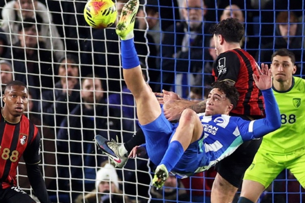 Μπράιτον‑Μπόρνμουθ 1‑1: Αδιανόητο ψαλιδάκι από τον Κωστούλα, δείτε το γκολ