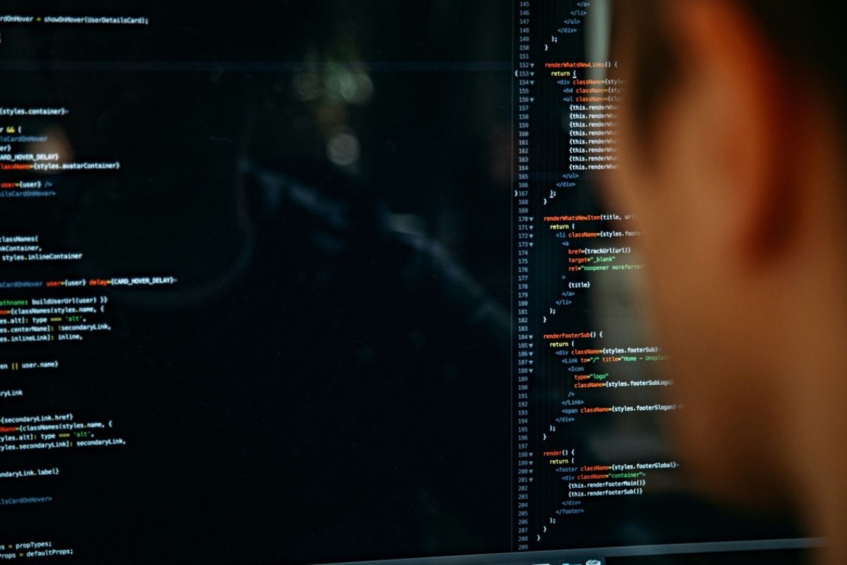 Ποιοι εργαζόμενοι κινδυνεύουν από την τεχνητή νοημοσύνη και ποιοι θα τα καταφέρουν - Οι δουλειές που αλλάζουν πρώτες από την τεχνητή νοημοσύνη και ποιοι μένουν πίσω