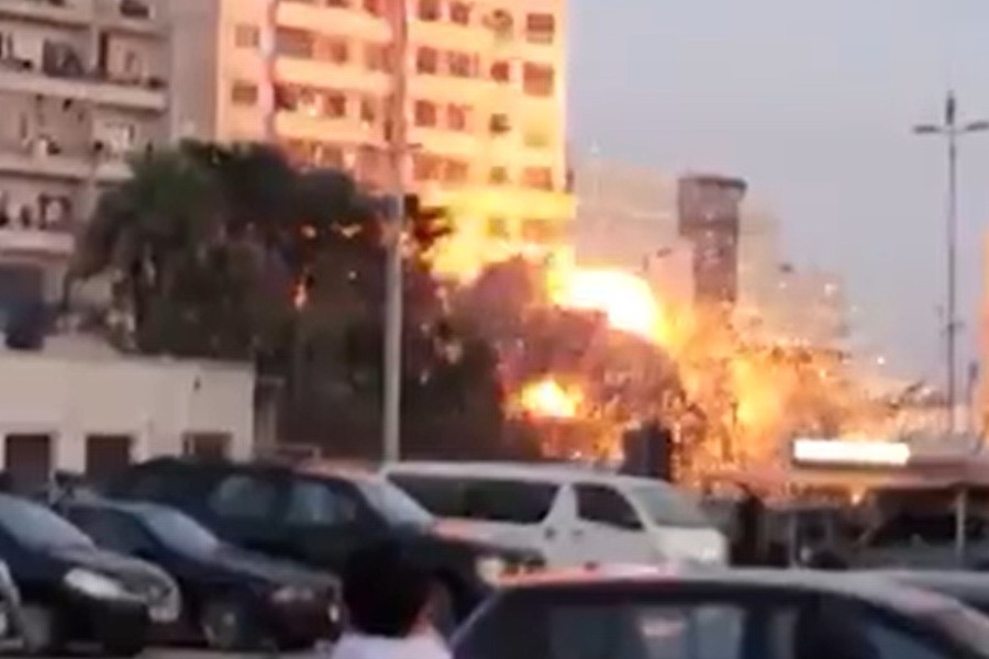 Βηρυτός: Η στιγμή που ισραηλινός βομβαρδισμός κατεδαφίζει κτήριο 22 ορόφων, δείτε βίντεο