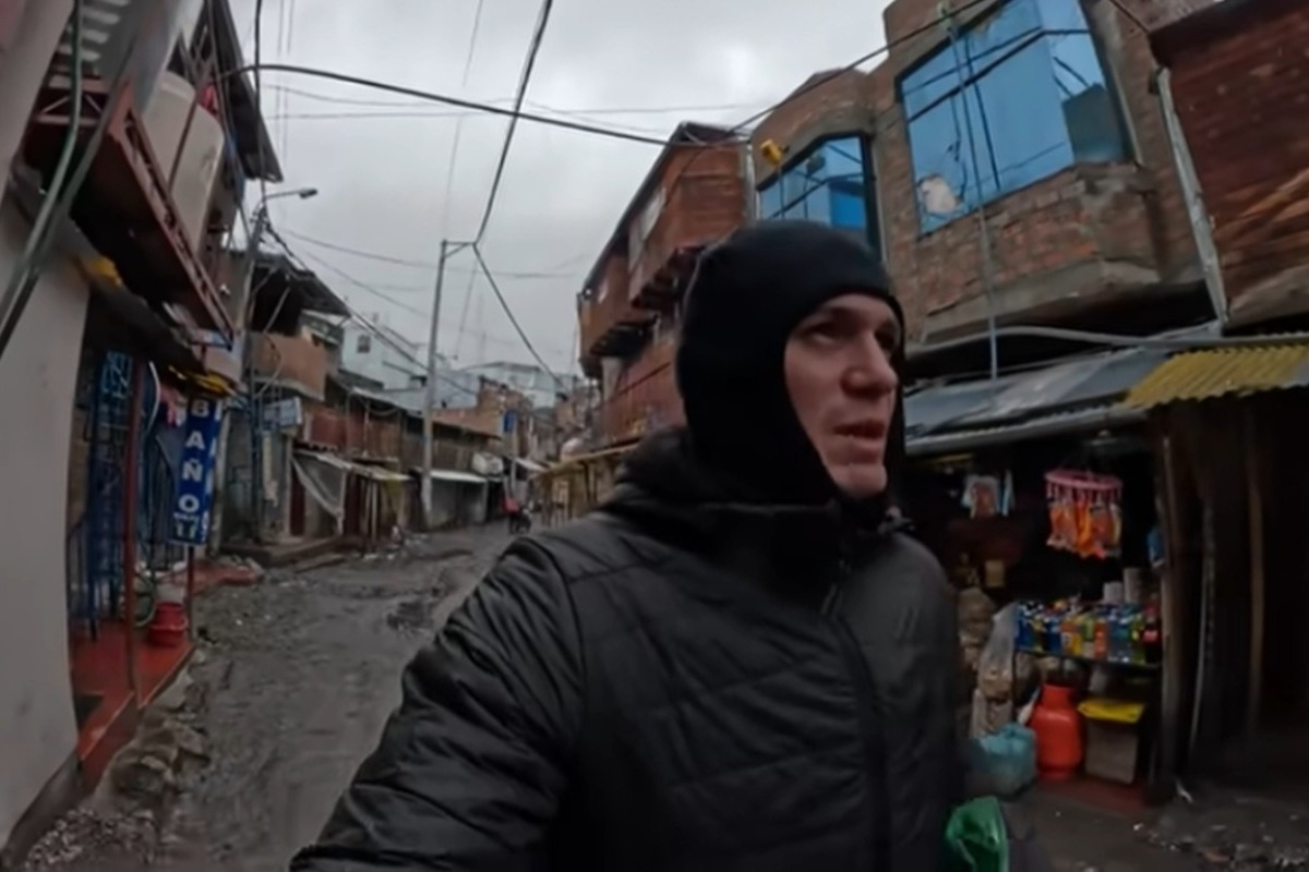 «Κόλαση στη Γη»: Πόλη στο Περού... κρέμεται από τα 5.000 μέτρα, πνίγεται στα σκουπίδια και το αλκοόλ