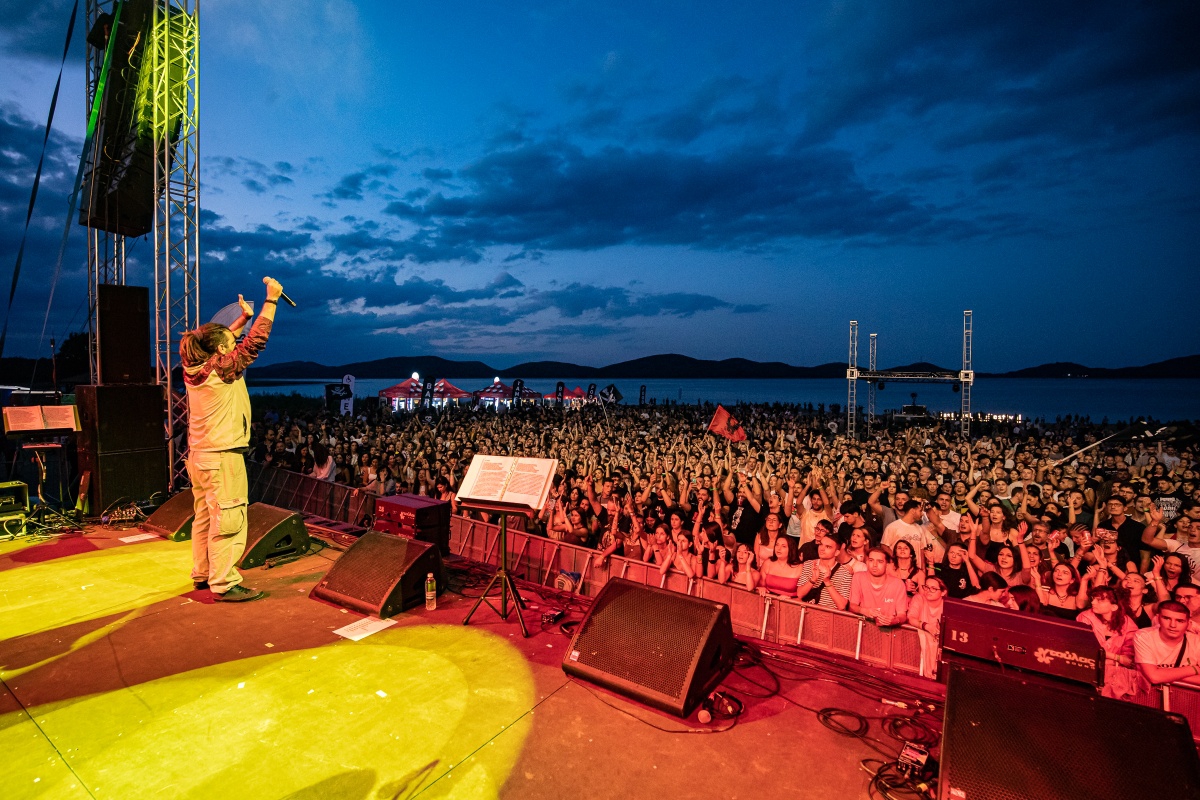Plastiras Lake Festival 2026: Όλα όσα πρέπει να ξέρεις πριν πας – Line up, activities και τιμές εισιτηρίων