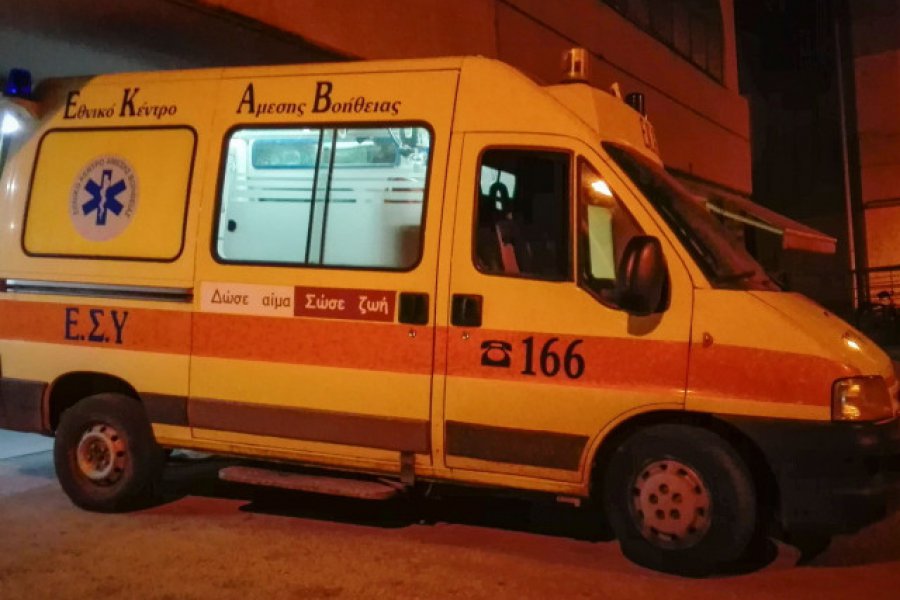Λαμία: 17χρονος κατέρρευσε και πέθανε μπροστά στους φίλους του