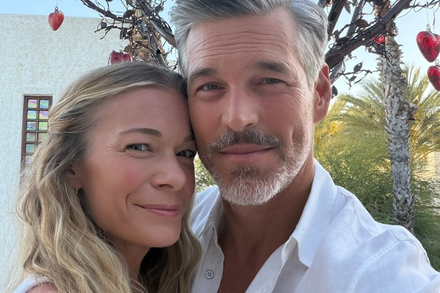 Διάσημη τραγουδίστρια ακυρώνει συναυλίες της λόγω σοβαρής ασθένειας