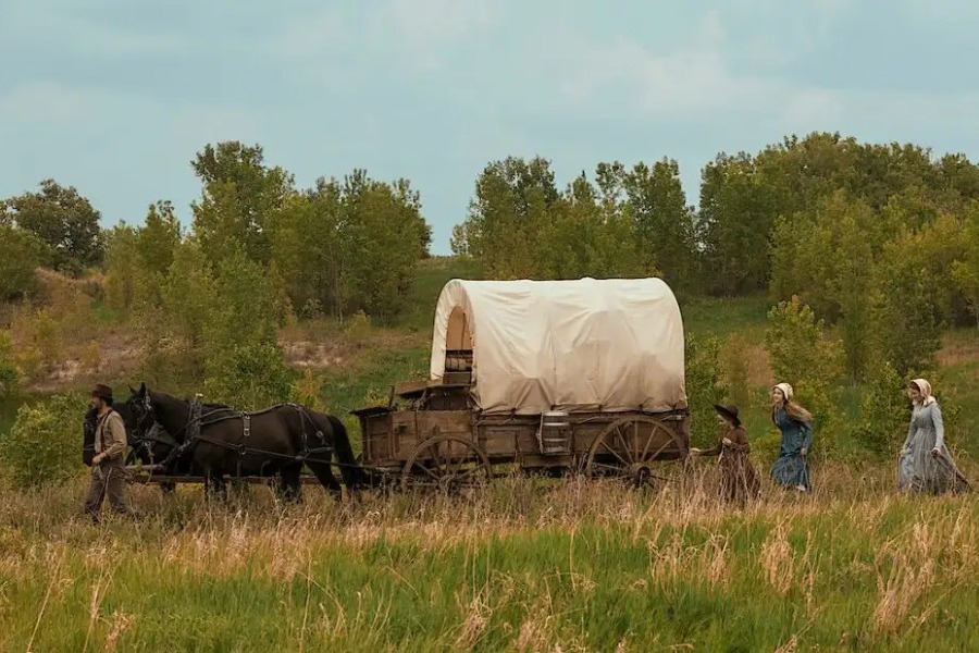 Το Μικρό Σπίτι στο Λιβάδι: Η νέα τηλεοπτική μεταφορά έρχεται τον Ιούλιο στο Netflix και ήδη ετοιμάζεται για δεύτερο κύκλο