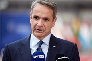 Μητσοτάκης στη Σύνοδο: Αμεσα στις αντλίες η μείωση του πετρελαίου