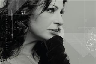 Χάρις Αλεξίου: Το άλμπουμ «Reworks» κυκλοφορεί πλέον και σε βινύλιο
