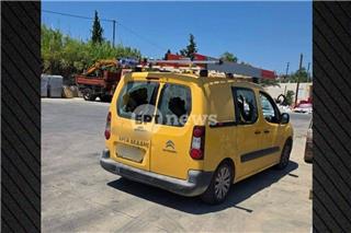Επίθεση σε συνεργείο του ΔΕΔΔΗΕ στα Ζωνιανά: Έσπασαν το όχημα και άρπαξαν εξοπλισμό, «μας περικύκλωσαν με κατσούνες»