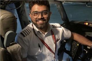 FlyDubai: Αυτός είνα ο ήρωας κυβερνήτης που μαχαιρώθηκε στο πιλοτήριο και βοήθησε να σωθούν δεκάδες ζωές
