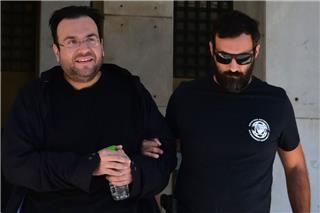 Προφυλακιστέοι ο Φίλιππος Καμπούρης και η σύζυγός του για την απάτη στον e-ΕΦΚΑ
