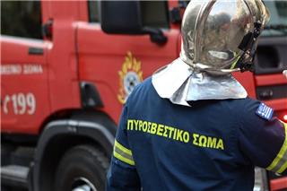 Φωτιά σε υπόγεια αποθήκη στο Κολωνάκι