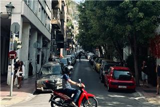 Πυροβολισμοί στην Πατησίων: Τραυματίστηκε καταστηματάρχης – Τρεις ύποπτοι πιάστηκαν μετά από καταδίωξη