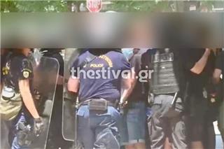 Θεσσαλονίκη: Ένταση στα δικαστήρια μετά την προφυλάκιση του 25χρονου για την εμπρηστική επίθεση