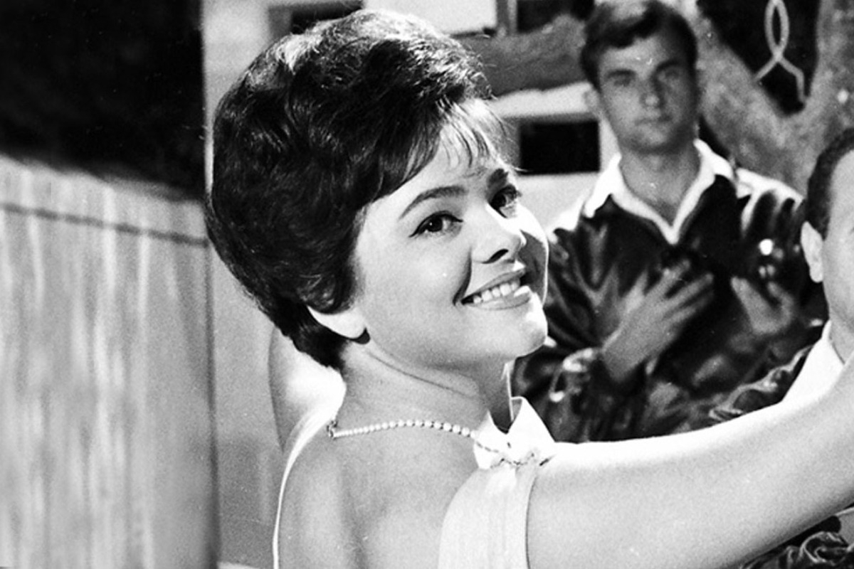 Μαίρη Λίντα: Το συγκινητικό αντίο της Finos Film στη θρυλική τραγουδίστρια - Η Finos Film αποχαιρέτισε τη Μαίρη Λίντα με συγκινητική ανάρτηση, θυμίζοντας τη μεγάλη της προσφορά στον ελληνικό κινηματογράφο και τραγούδι.