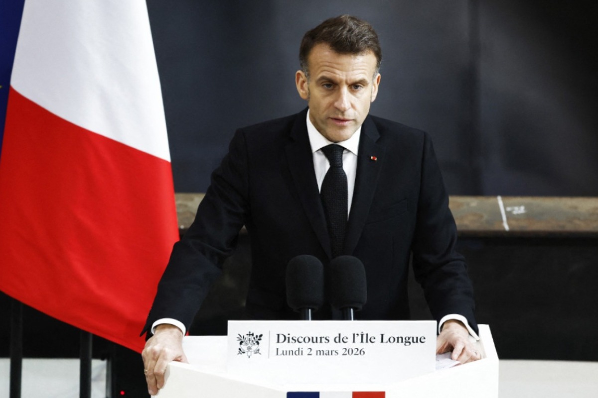 Μακρόν: Αυξάνονται οι πυρηνικές κεφαλές στο οπλοστάσιό μας - Ο Γάλλος πρόεδρος είπε πως 8 ευρωπαϊκές χώρες έχουν εκφράσει ενδιαφέρον να συνδράμουν τη χώρα του στην ενίσχυση της κοινής αποτροπής, με το Ελιζέ να β