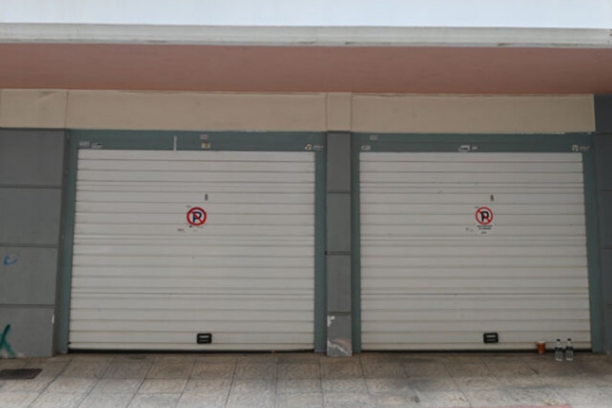 Πειραιάς: Αναπάντητα ερωτήματα για το ζευγάρι που βρέθηκε νεκρό στο γκαράζ – Φως στα αίτια θανάτου θα ρίξουν οι τοξικολογικές