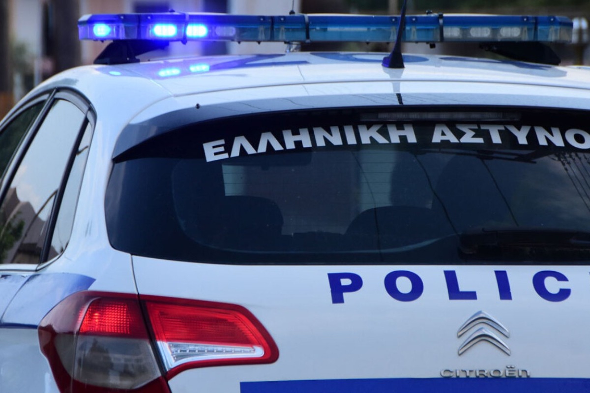 Χαμός στην εθνική οδό με μεθυσμένο οδηγό: Οδηγούσε για χιλιόμετρα στο αντίθετο ρεύμα μέχρι που συγκρούστηκε με νταλίκα