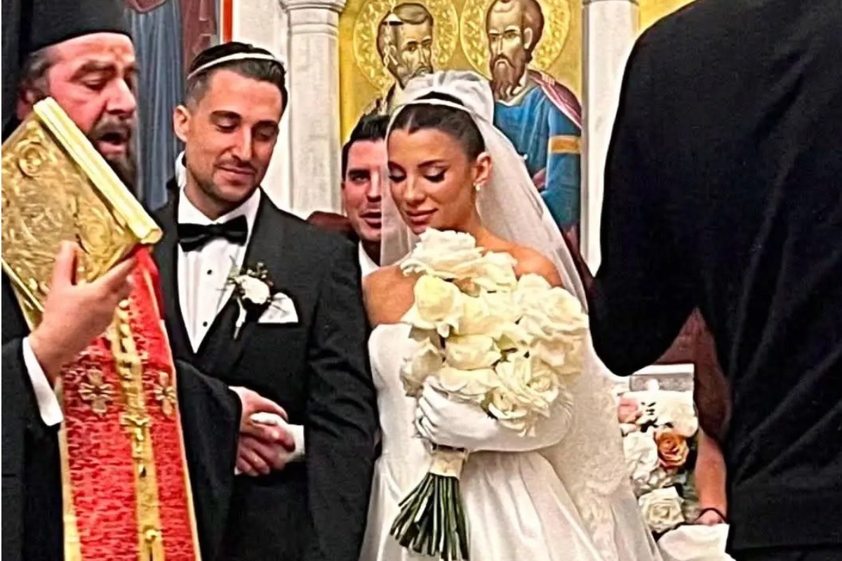 Παντρεύτηκαν Σάκης Κατσούλης και Μαριαλένα Ρουμελιώτη