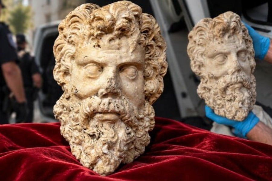 Μαρμάρινη κεφαλή του Δία 2.000 ετών βρέθηκε στη Σμύρνη
