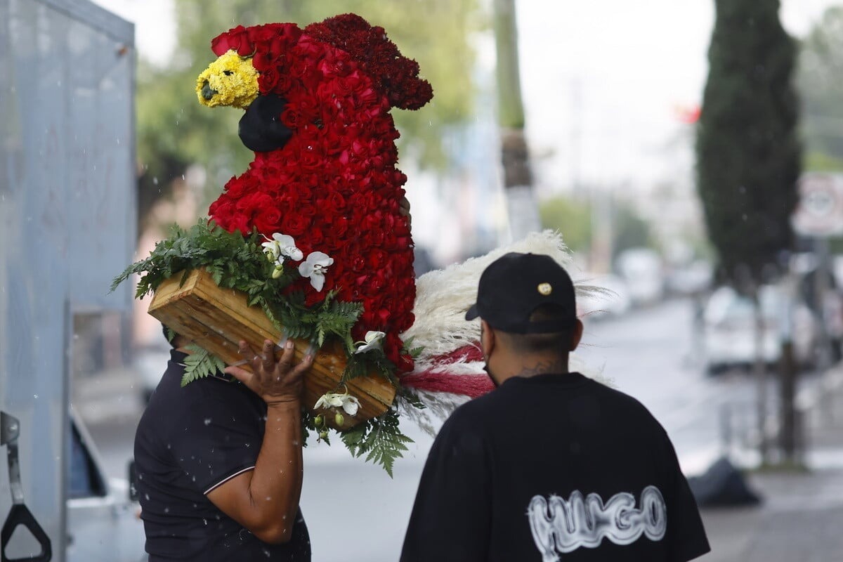 Μεξικό: Ο βαρόνος των ναρκωτικών «Ελ Μέντσο» θάφτηκε σε χρυσό φέρετρο