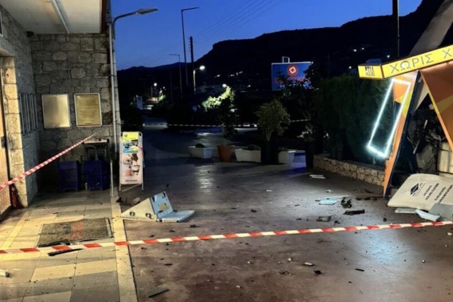 Μεσσηνία: Ανατίναξαν ATM στη Στούπα – Πάνω από 200.000 ευρώ η λεία των δραστών