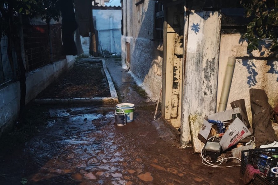 Το σημείο στο οποίο έχασε τη ζωή του ο 54χρονος, «βγήκε έξω και τον παρέσυρε το νερό», λέει φίλος του