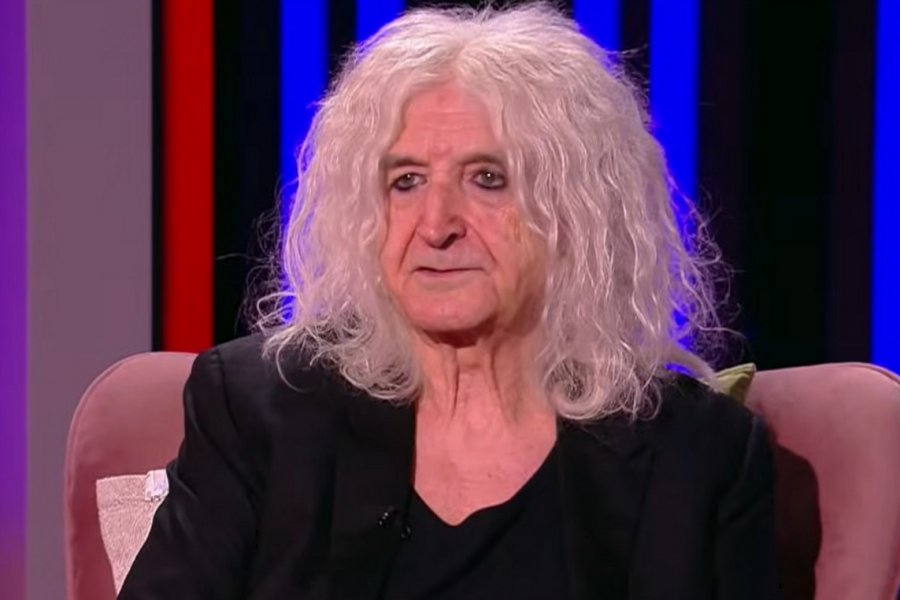 Νίκος Καρβέλας: Οι δύο προϋποθέσεις που έθεσε για να μιλήσει στον Κωνσταντίνο Μπογδάνο