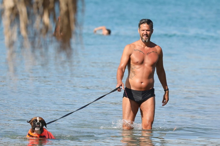 Αλέξανδρος Παρθένης: Η βουτιά από βράχο που του παρέλυσε την αριστερή πλευρά και το χειρουργείο που αναγκάστηκε να κάνει