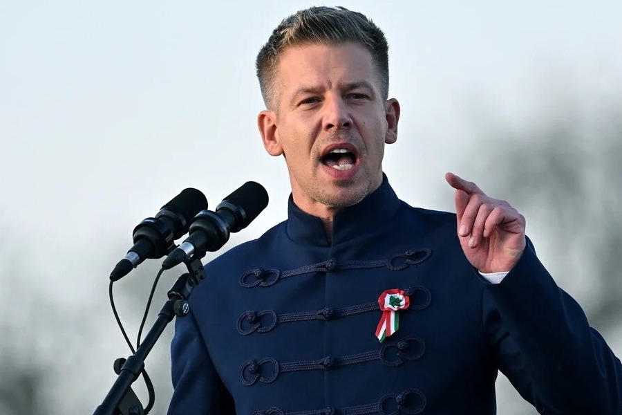 Ουγγαρία: Ποιος είναι ο Πέτερ Μαγυάρ, ο πολιτικός που προηγείται στις δημοσκοπήσεις ενόψει εκλογών - Από το εσωτερικό του συστήματος εξουσίας στην ηγεσία της αντιπολίτευσης, ο 45χρονος πολιτικός επιχειρεί να ανατρέψει την κυριαρχία του Όρμπαν έπειτα α