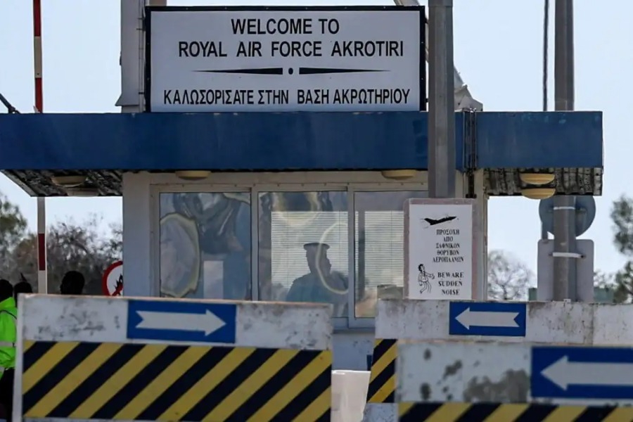 Νέος συναγερμός στην Κύπρο: Ηχούν ξανά σειρήνες στο Ακρωτήρι - «Παρακαλείστε να παραμείνετε εντός των οικιών σας και να παραμείνετε στη θέση σας μέχρι νεότερης επίσημης ενημέρωσης»