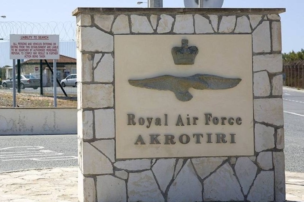 Ηχούν και πάλι οι σειρήνες στο Ακρωτήρι - Χθες το βράδυ, ήχησαν και πάλι δύο φορές, ωστόσο δεν εντοπίστηκε κάποια απειλή, σύμφωνα με τις επίσημες ενημερώσεις από την κυβέρνηση