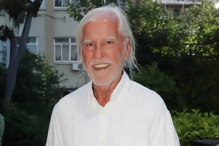 Πέθανε ο θρύλος της νυχτερινής διασκέδασης Λάκης Ραπτάκης: Ο άνθρωπος που άλλαξε το nightlife σε Αθήνα και Θεσσαλονίκη - Τη δεκαετία του `80 και του `90 ήταν κυρίαρχος έχοντας φτάσει μάλιστα στο σημείο να έχει 46 (!) μαγαζιά διασκέδασης