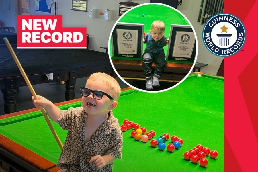 Παιδί 2 ετών κατέρριψε δύο παγκόσμια ρεκόρ Γκίνες στο μπιλιάρδο