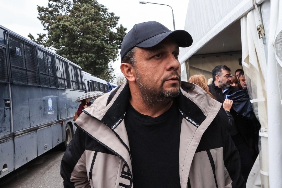 Δίκη για τα Τέμπη: Απομακρύνθηκε ο Ρούτσι μετά από λιποθυμικό επεισόδιο, πήρε εξιτήριο από το νοσοκομείο